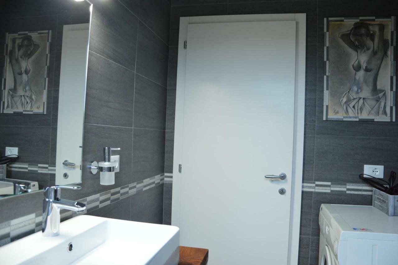 Il Nido Dei Sogni Sanzeno Apartment Екстериор снимка